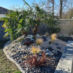 massif avec gravier et plante esthétique bonne qualité écologique